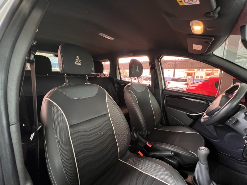 DUSTER 1.6 DAKAR 4X2 16V FLEX 4P MANUAL - 2018 - BOM PRINCíPIO