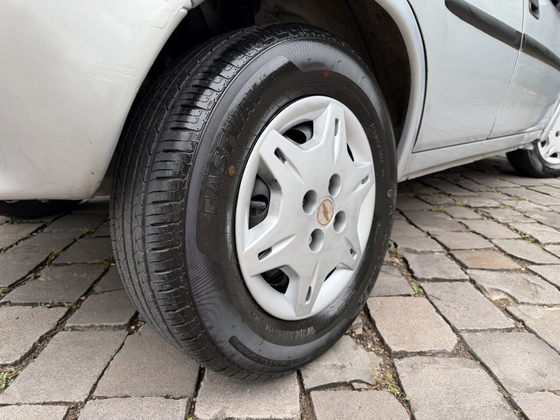 CORSA 1.0 MPFI SUPER 8V GASOLINA 4P MANUAL - 2000 - CAXIAS DO SUL