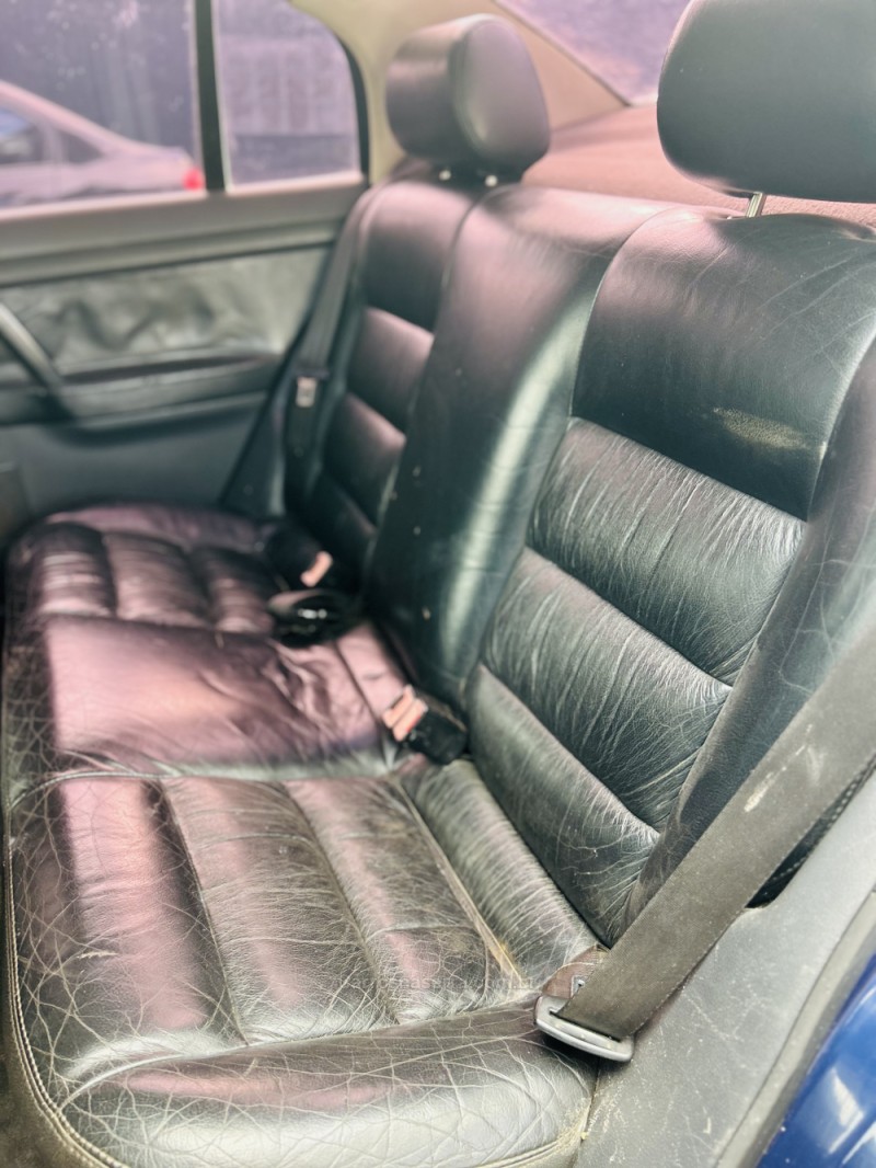 POLO SEDAN 1.6 MI 8V FLEX 4P MANUAL - 2005 - CAXIAS DO SUL