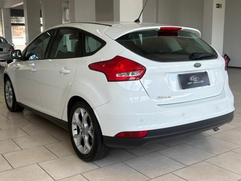 FOCUS 1.6 SE PLUS 16V FLEX 4P MANUAL - 2016 - BENTO GONçALVES