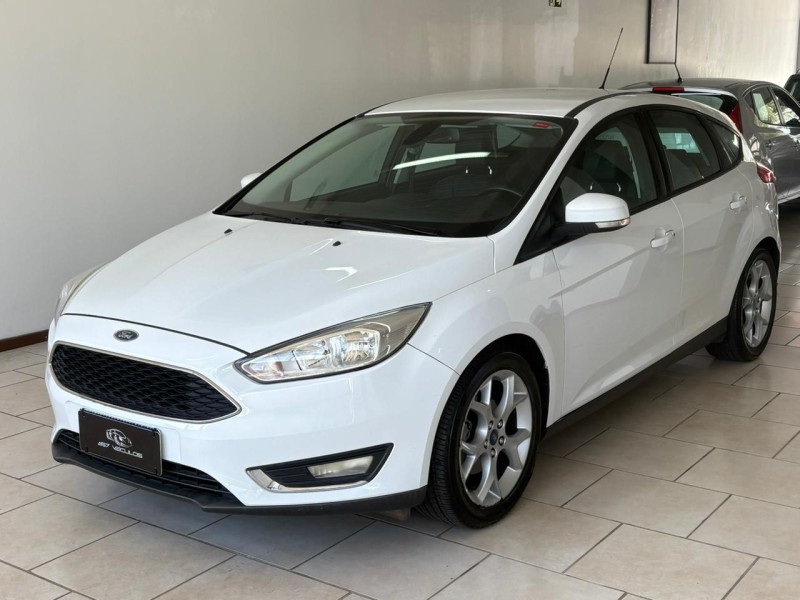 FOCUS 1.6 SE PLUS 16V FLEX 4P MANUAL - 2016 - BENTO GONçALVES