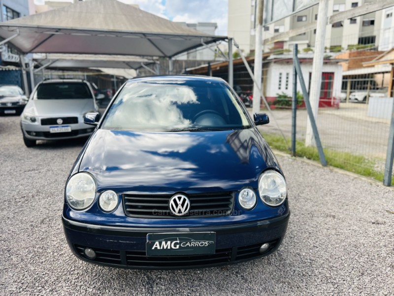 POLO SEDAN 1.6 MI 8V FLEX 4P MANUAL - 2005 - CAXIAS DO SUL