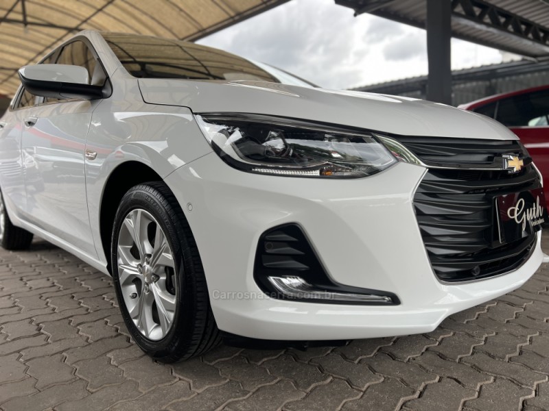 ONIX 1.0 PREMIER II 12V TURBO FLEX 4P AUTOMÁTICO - 2020 - BOM PRINCíPIO