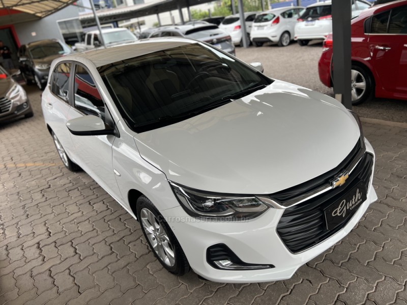 ONIX 1.0 PREMIER II 12V TURBO FLEX 4P AUTOMÁTICO - 2020 - BOM PRINCíPIO