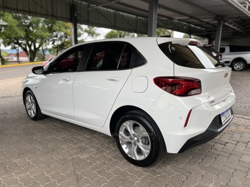 ONIX 1.0 PREMIER II 12V TURBO FLEX 4P AUTOMÁTICO - 2020 - BOM PRINCíPIO