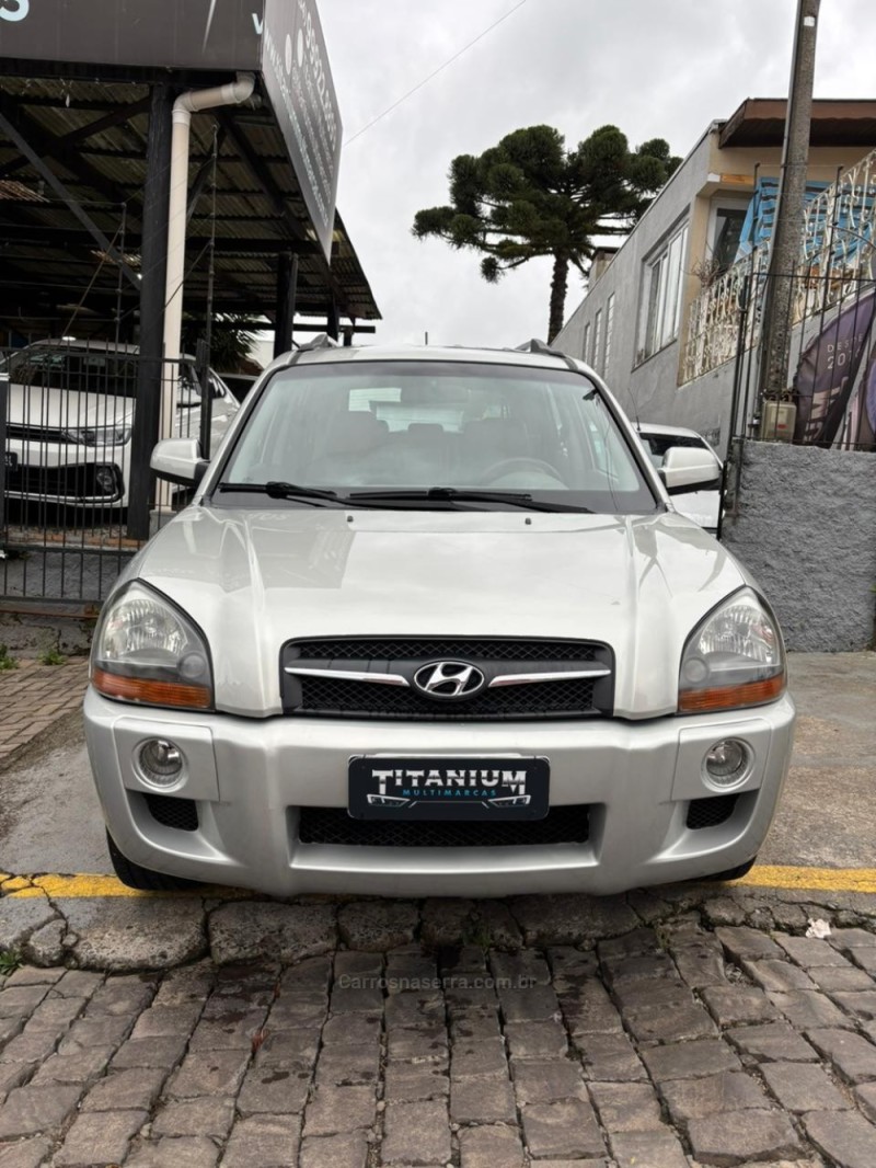TUCSON 2.0 MPFI GLS 16V 143CV 2WD GASOLINA 4P AUTOMÁTICO - 2014 - SãO FRANCISCO DE PAULA