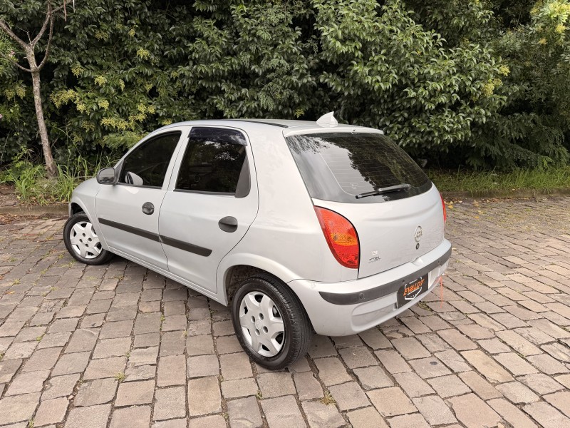 CELTA 1.0 MPFI VHC SUPER 8V GASOLINA 4P MANUAL - 2005 - CAXIAS DO SUL