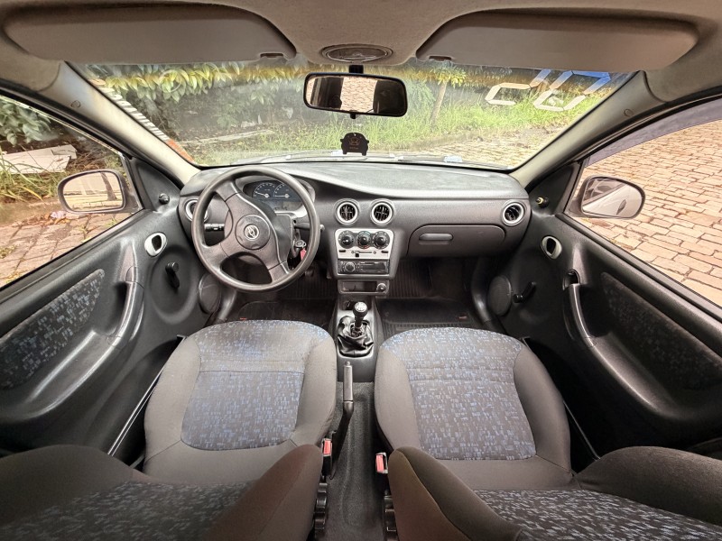 CELTA 1.0 MPFI VHC SUPER 8V GASOLINA 4P MANUAL - 2005 - CAXIAS DO SUL