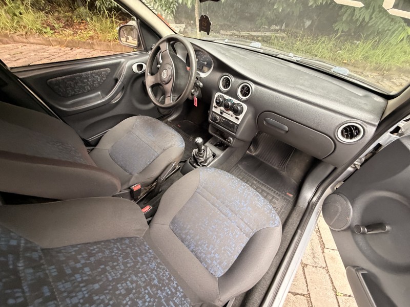 CELTA 1.0 MPFI VHC SUPER 8V GASOLINA 4P MANUAL - 2005 - CAXIAS DO SUL