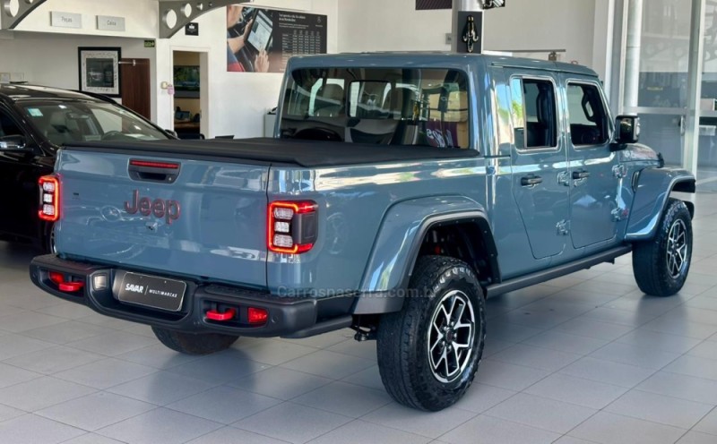 GLADIATOR 3.6 RUBICON V6 4X4 4P GASOLINA AUTOMÁTICO - 2024 - NOVO HAMBURGO