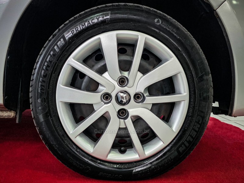 SANDERO 1.6 EXPRESSION 8V FLEX 4P MANUAL - 2013 - PORTO ALEGRE