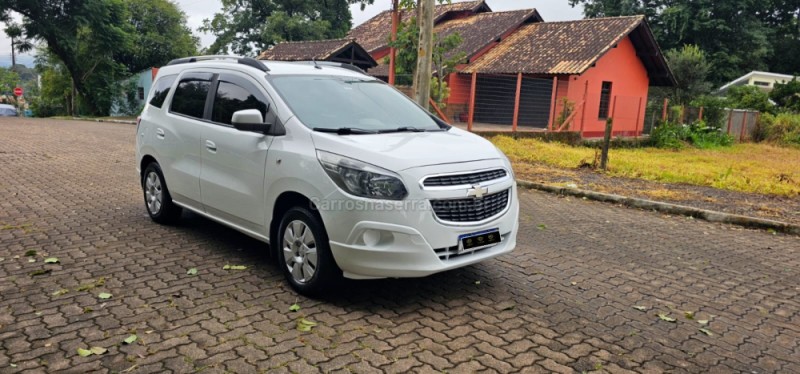 SPIN 1.8 LT 8V FLEX 4P MANUAL