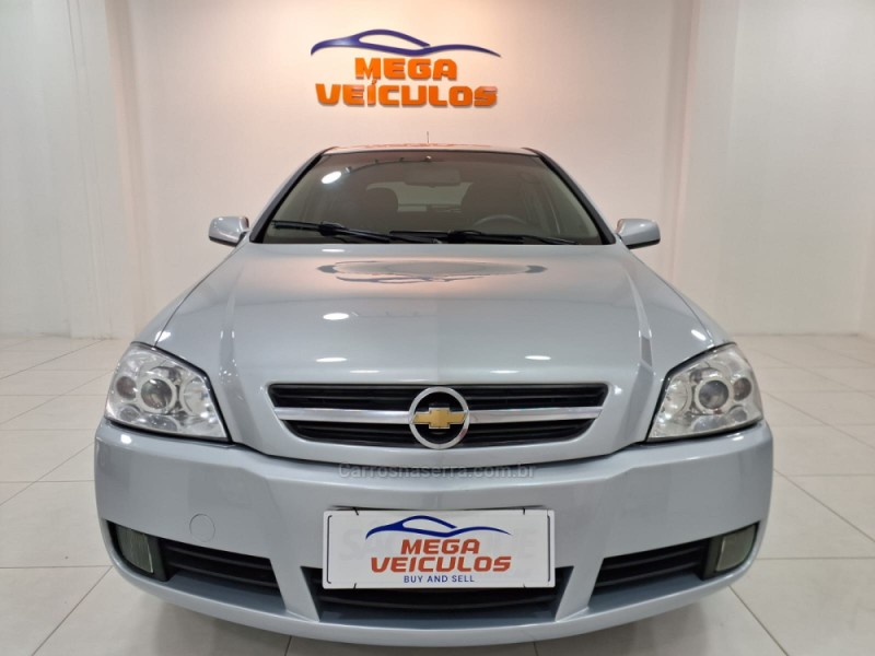 ASTRA 2.0 MPFI ADVANTAGE 8V FLEX 4P MANUAL - 2011 - BENTO GONçALVES