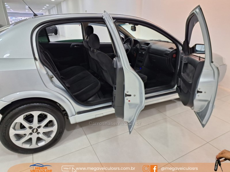 ASTRA 2.0 MPFI ADVANTAGE 8V FLEX 4P MANUAL - 2011 - BENTO GONçALVES