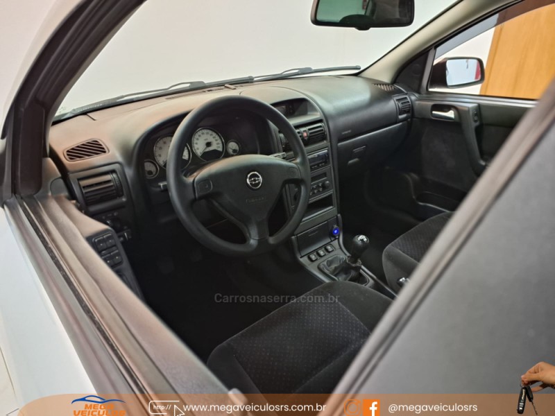 ASTRA 2.0 MPFI ADVANTAGE 8V FLEX 4P MANUAL - 2011 - BENTO GONçALVES
