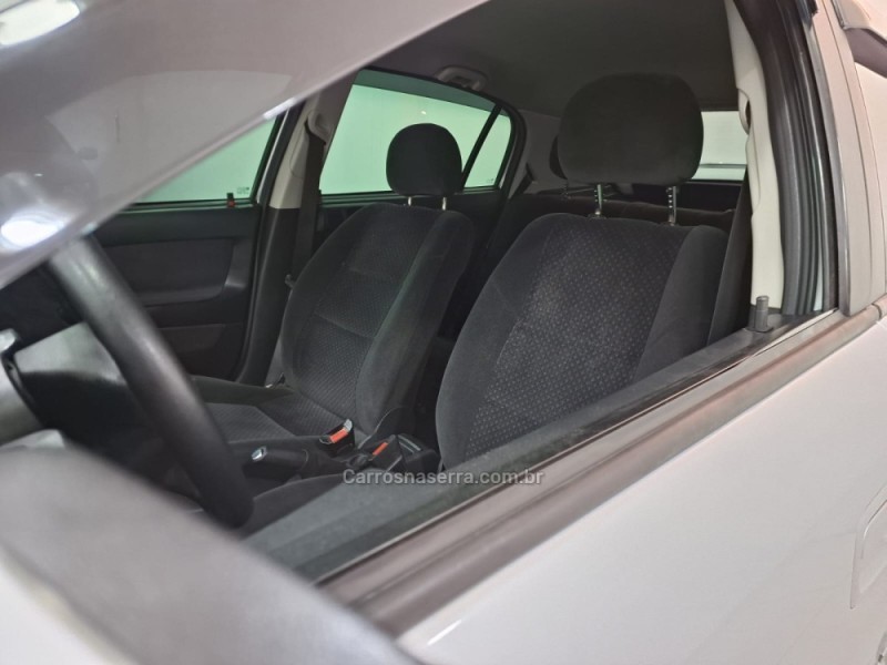 ASTRA 2.0 MPFI ADVANTAGE 8V FLEX 4P MANUAL - 2011 - BENTO GONçALVES