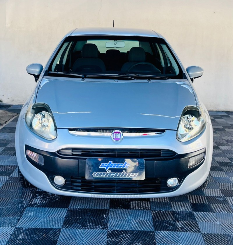 PUNTO 1.4 ATTRACTIVE 8V FLEX 4P MANUAL - 2013 - NOVO HAMBURGO