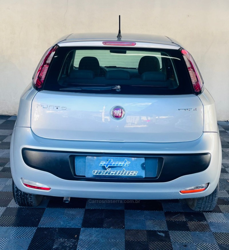 PUNTO 1.4 ATTRACTIVE 8V FLEX 4P MANUAL - 2013 - NOVO HAMBURGO