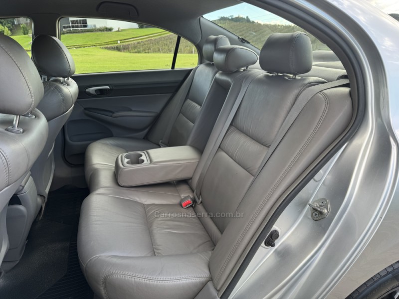 CIVIC 1.8 LXS 16V FLEX 4P MANUAL - 2009 - FLORES DA CUNHA