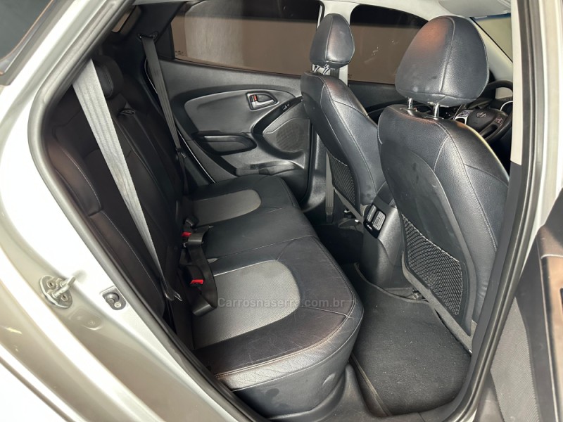 IX35 2.0 GL 4X2 16V FLEX 4P AUTOMÁTICO - 2017 - SAPIRANGA