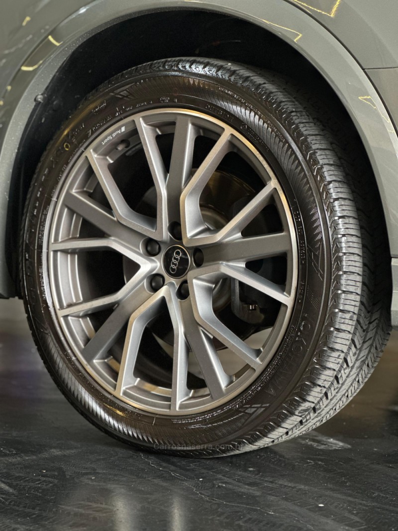 Q3 2.0 TFSI PERFORMANCE SPORTBACK TURBO GASOLINA 4P AUTOMÁTICO - 2024 - LAJEADO