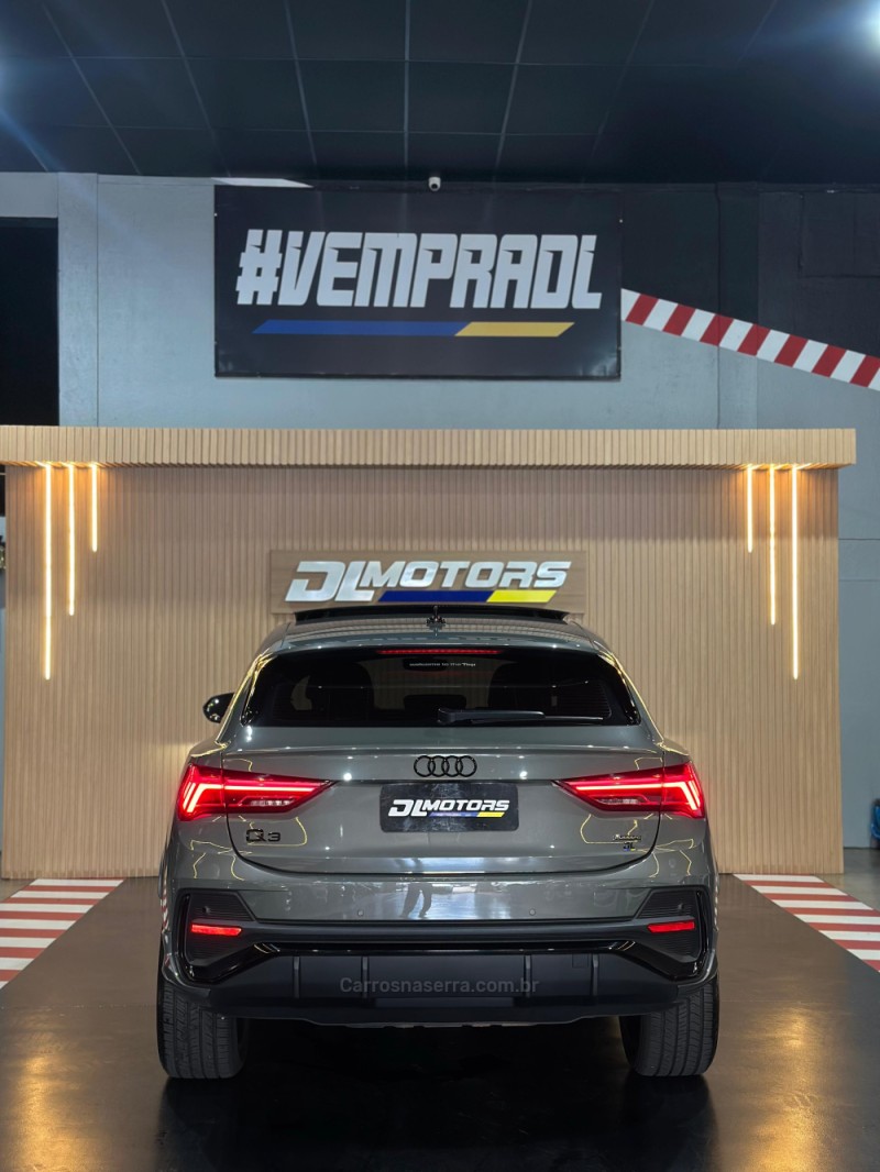 Q3 2.0 TFSI PERFORMANCE SPORTBACK TURBO GASOLINA 4P AUTOMÁTICO - 2024 - LAJEADO