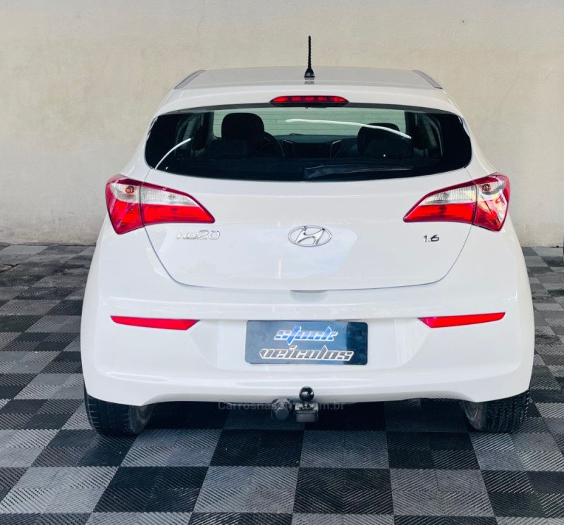 HB20 1.6 COMFORT PLUS 16V FLEX 4P AUTOMÁTICO - 2016 - NOVO HAMBURGO