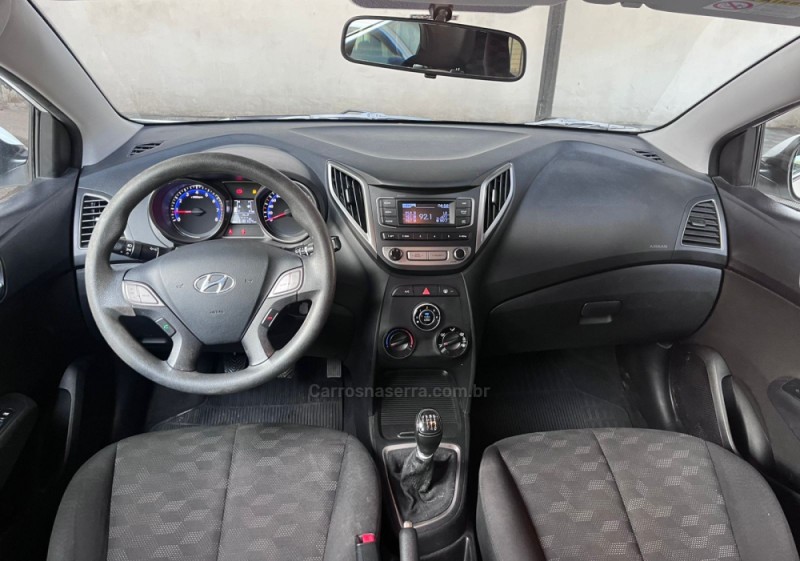 HB20 1.6 COMFORT PLUS 16V FLEX 4P AUTOMÁTICO - 2016 - NOVO HAMBURGO