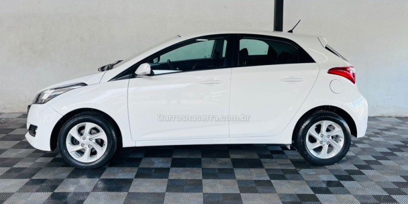 HB20 1.6 COMFORT PLUS 16V FLEX 4P AUTOMÁTICO - 2016 - NOVO HAMBURGO