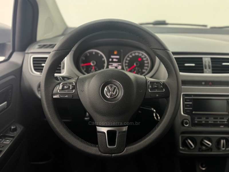 SPACEFOX 1.6 MI TREND 8V FLEX 4P MANUAL - 2014 - CARLOS BARBOSA