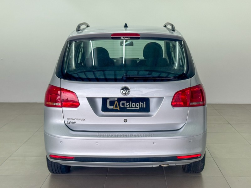 SPACEFOX 1.6 MI TREND 8V FLEX 4P MANUAL - 2014 - CARLOS BARBOSA