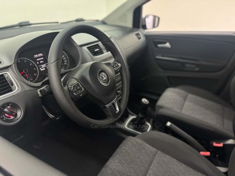 SPACEFOX 1.6 MI TREND 8V FLEX 4P MANUAL - 2014 - CARLOS BARBOSA