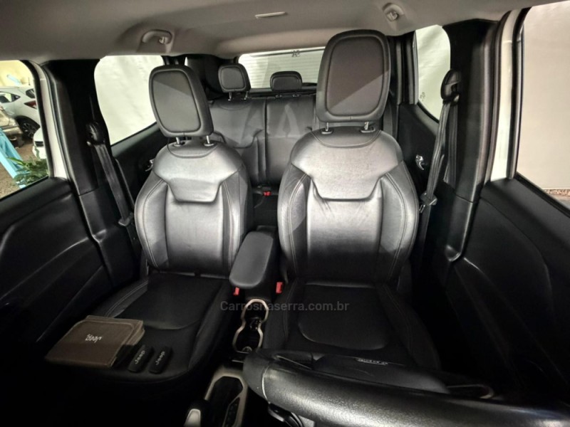 RENEGADE 2.0 16V TURBO DIESEL LONGITUDE 4P 4X4 AUTOMÁTICO - 2018 - NOVA PRATA