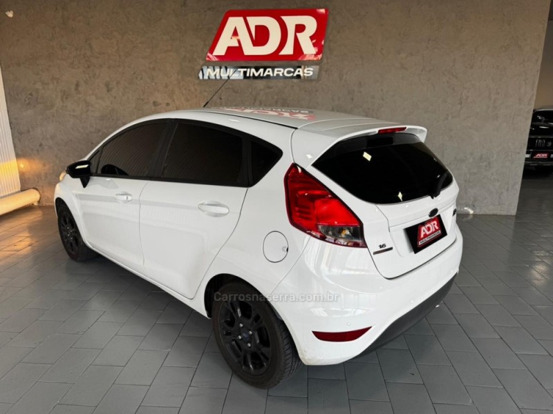 FIESTA 1.6 SE HATCH 16V FLEX 4P AUTOMÁTICO - 2014 - CAXIAS DO SUL