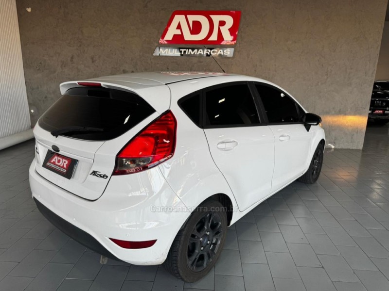 FIESTA 1.6 SE HATCH 16V FLEX 4P AUTOMÁTICO - 2014 - CAXIAS DO SUL