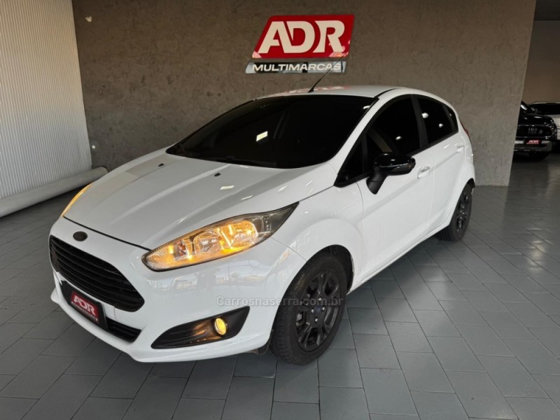fiesta 1.6 se hatch 16v flex 4p automatico 2014 caxias do sul