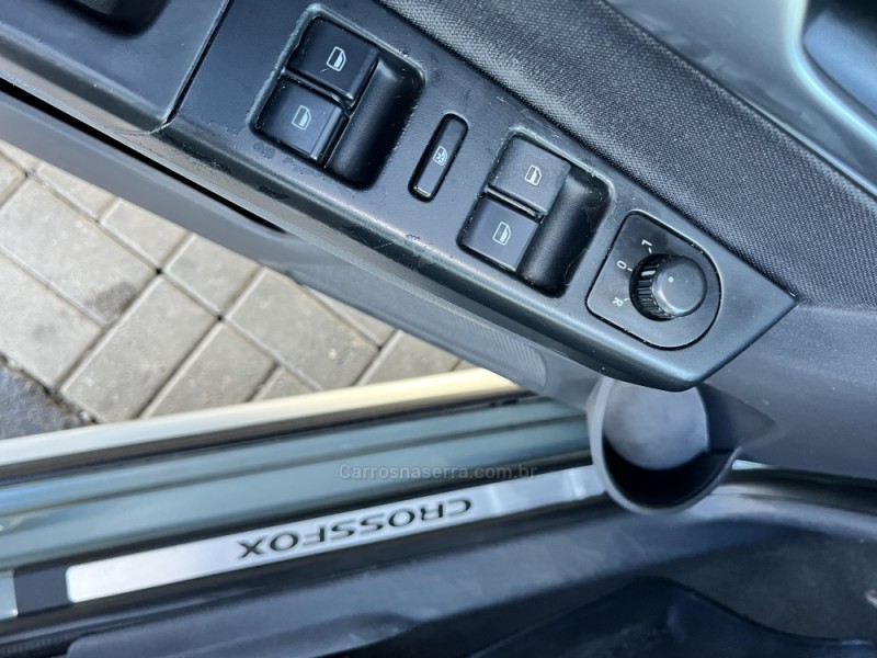 CROSSFOX 1.6 MI FLEX 8V 4P MANUAL - 2011 - CAXIAS DO SUL