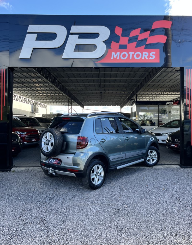 CROSSFOX 1.6 MI FLEX 8V 4P MANUAL - 2011 - CAXIAS DO SUL