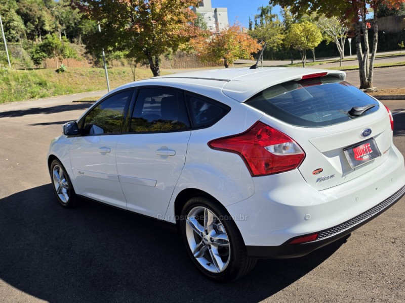 FOCUS 2.0 SE 16V FLEX 4P AUTOMÁTICO - 2015 - BENTO GONçALVES