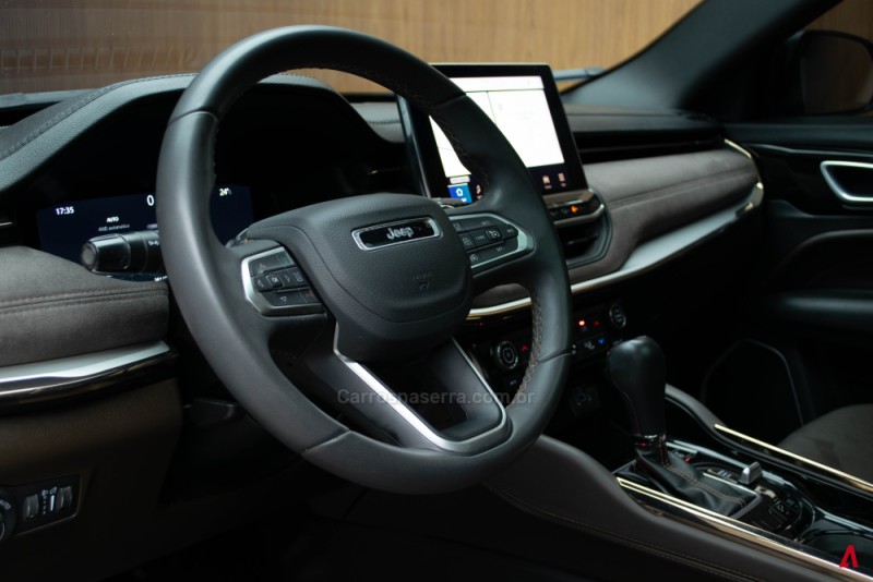 COMMANDER 2.0 OVERLAND T380 16V 4X4 TURBO DIESEL 4P AUTOMÁTICO - 2023 - GARIBALDI