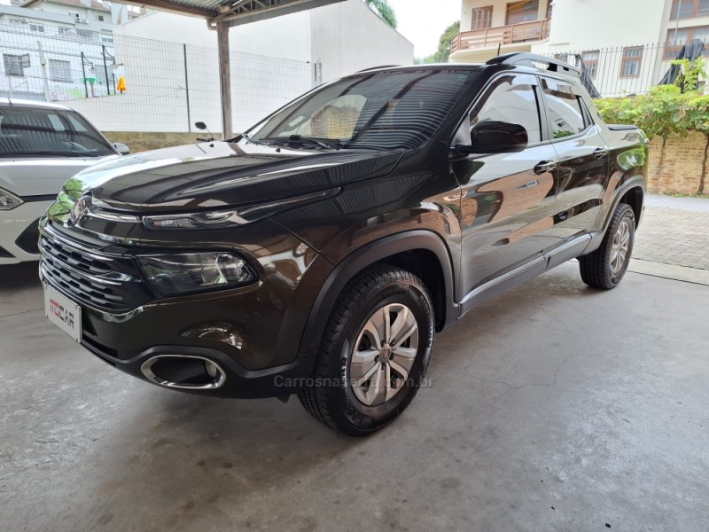 TORO 1.8 16V EVO FLEX FREEDOM AUTOMÁTICO - 2017 - GARIBALDI