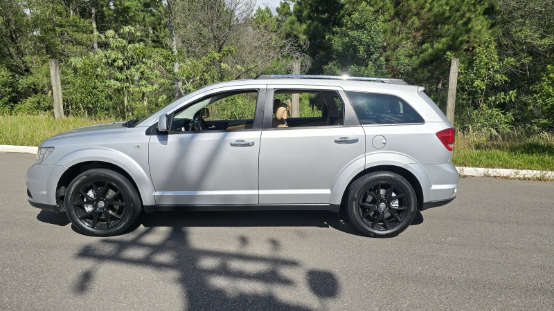 JOURNEY 3.6 RT V6 GASOLINA 4P AUTOMÁTICO - 2012 - BENTO GONçALVES