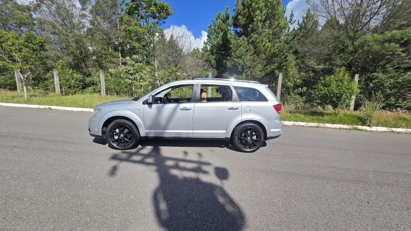 JOURNEY 3.6 RT V6 GASOLINA 4P AUTOMÁTICO - 2012 - BENTO GONçALVES