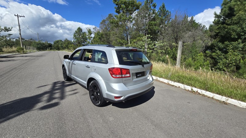 JOURNEY 3.6 RT V6 GASOLINA 4P AUTOMÁTICO - 2012 - BENTO GONçALVES