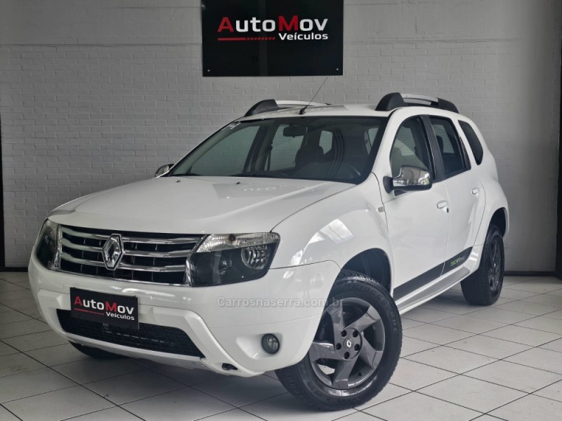 DUSTER 2.0 TECH ROAD 4X2 16V FLEX 4P MANUAL