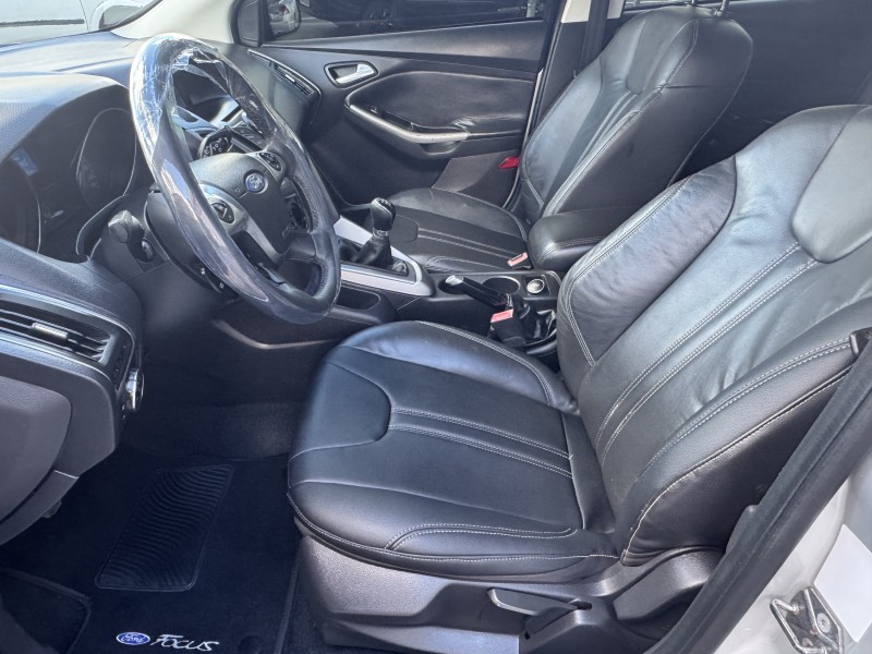 FOCUS 1.6 SE 16V FLEX 4P MANUAL - 2015 - CAXIAS DO SUL