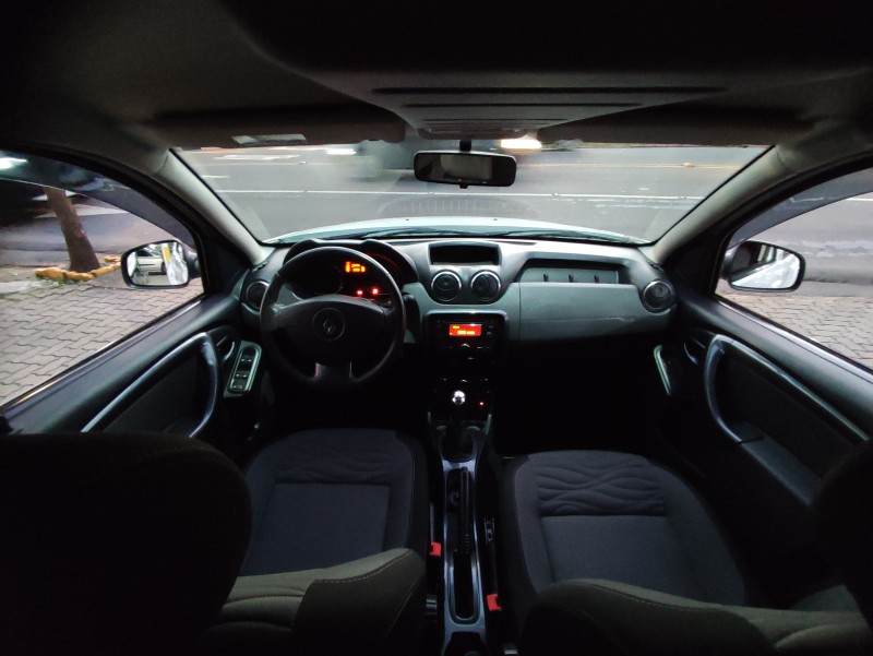 DUSTER 1.6 DYNAMIQUE 4X2 16V FLEX 4P MANUAL - 2013 - CAXIAS DO SUL