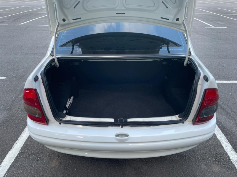 CLASSIC 1.0 VHC LIFE 8V FLEX 4P MANUAL - 2009 - CAXIAS DO SUL