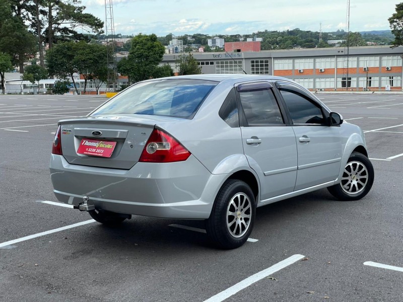 FIESTA 1.6 MPI SEDAN 8V FLEX 4P MANUAL - 2009 - CAXIAS DO SUL
