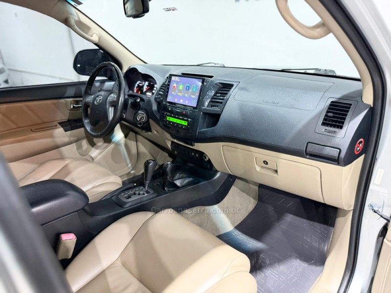 HILUX SW4 3.0 SRV 4X4 16V TURBO INTERCOOLER DIESEL 4P AUTOMÁTICO - 2014 - NOVO HAMBURGO